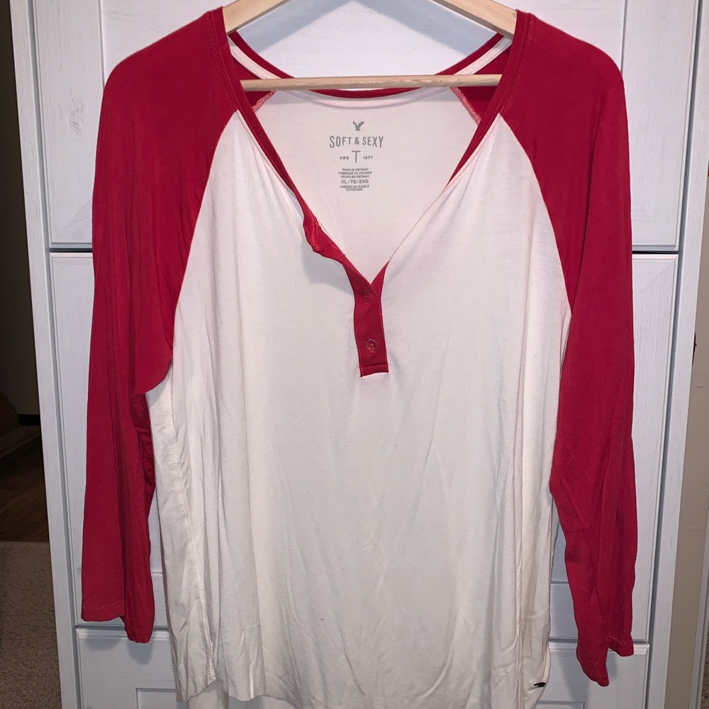 Red and white, American Eagle Baseball Tee